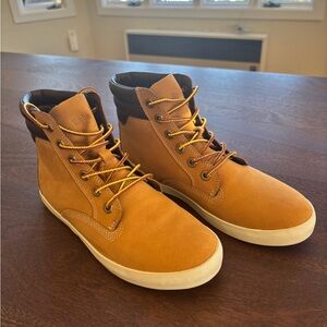 Timberland Women’s Brown Work Boots!